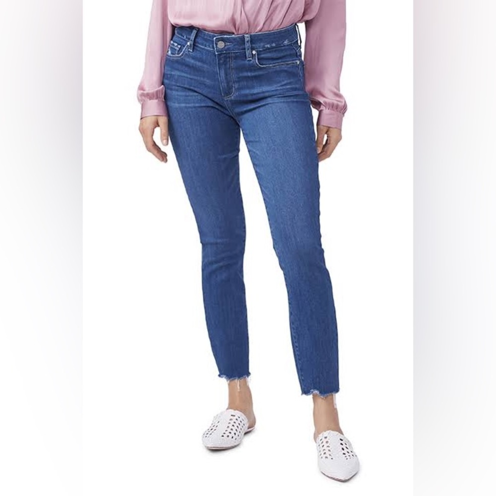 Paige Verdugo Corp midrise blue jeans size 26